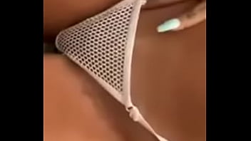 Tati zaqui gostosa pelada no banheiro Tati zaqui gostosa pelada no banheiro