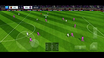 Aquí jugando de forma muy sexual