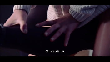 Strapless lesbia sweet party