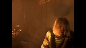 Kurt cobain smells like teen spirit Kurt cobain smells like teen spirit
