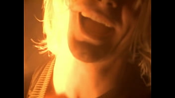Kurt cobain smells like teen spirit