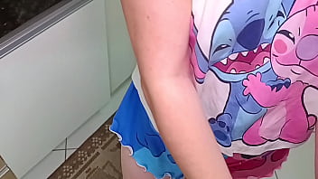 Stepdaughter was in the kitchen at dawn ready to fuck