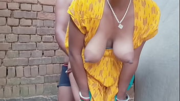 Big boobs wife who loves being horny