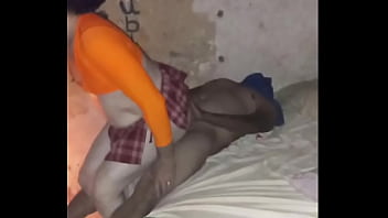 Sentando no casado dotado