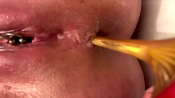 Anal masturbate by gold high heels and fingering asshole and juice pussy and ride asshole on heels