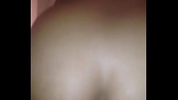 Thick latina amateur riding