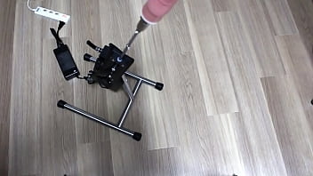 イキまくり絶頂のピストンマシン