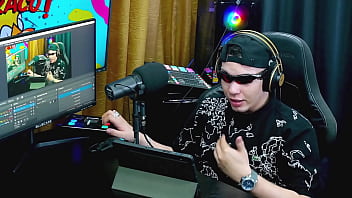 A ninfeta viamms avalia o mastro do ruan e deu uma boa nota será que ela gostou da rola dele pápum no barraco