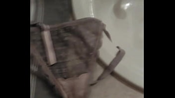 Leche en dirty panties