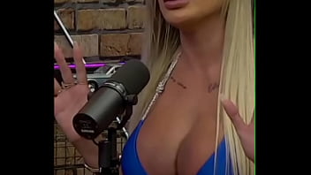 Podcast cleavage