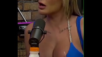 Podcast cleavage