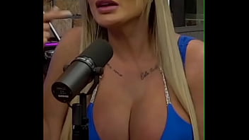 Podcast cleavage