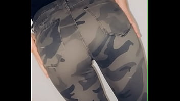 Rejoins moi pour voir ce qu’il se cache en dessous