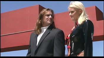 Fucking brunette mom haley page