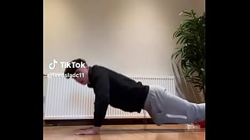 Novinho Exibindo Volume thumbnail