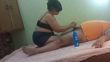 Indian bhabhi xxx pussy and ass suck and fuck with electrician in hindi clear audio full sex video