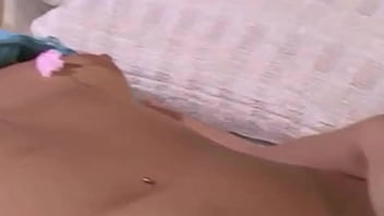 Hot Babe Masturbation thumbnail