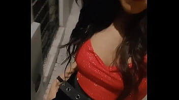 M puse linda para salir a enamorar hoy estoy dando otra vuelta al sol