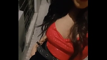 M puse linda para salir a enamorar hoy estoy dando otra vuelta al sol