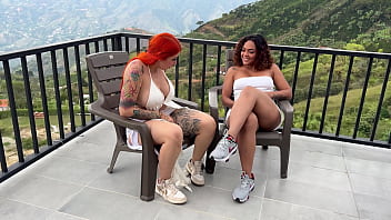 Lesbian fuck in public with my brunette friend Lesbian fuck in public with my brunette friend