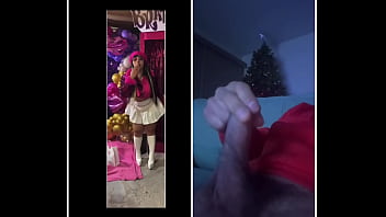 Amiga venezolana hermosa me la deja dura siempre que la veo en el barrio