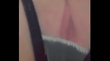 Pinky wet Pinky wet