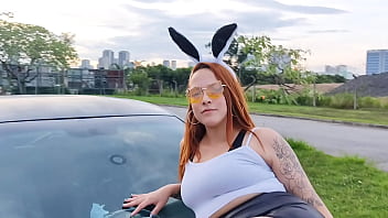 Uma ruiva safada e cheia de fogo querendo da a buceta com vontade pra mim