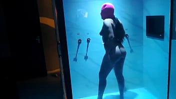 Namorada safada no motel fazendo exibismo na rua e me dando gostoso no motel