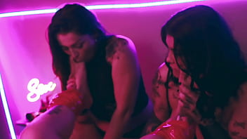 These 3 girls playing with feet will be the most beautiful thing you will see today