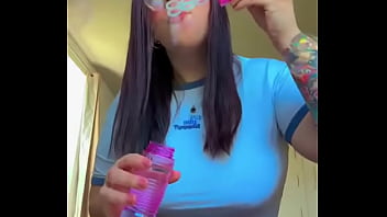 Y si vienes tú a hacerme pompas en otro lado ️