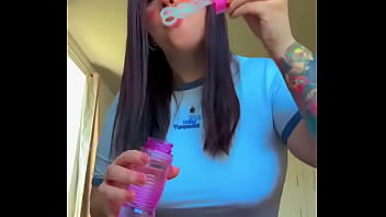 Y si vienes tú a hacerme pompas en otro lado ️