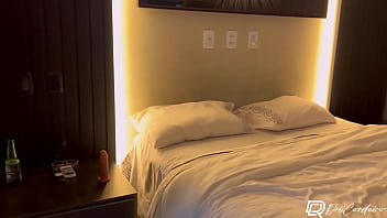 Era pra ser filminho e pipoca mas acabei sentando no pau gostoso do safado