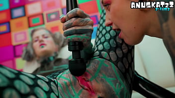 Inked up goth girls intimate latex fisting and squirting