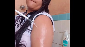 Ele ama ver meu braço molhado parte 3