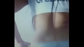 Meneando las caderas