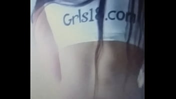 Meneando las caderas