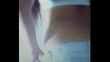 Meneando las caderas