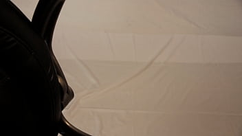 Petite latina sucks a cock for fun