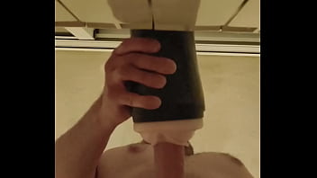 Follando mi fleshlight hasta que me hace temblar del orgasmo