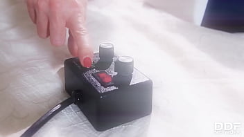 Ass gape after sybian ride