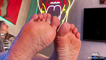 Wiggling toes on the table in front of your face