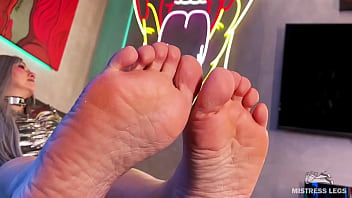 Wiggling toes on the table in front of your face