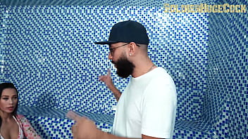 Seduce the maintenance man to fuck in the sauna