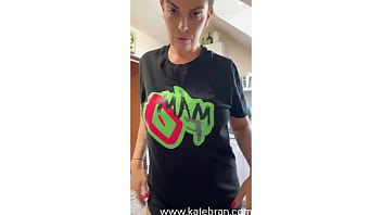 Love to be without panties outdoors