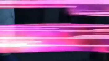 Novinho do cabelo roxo com franceiis