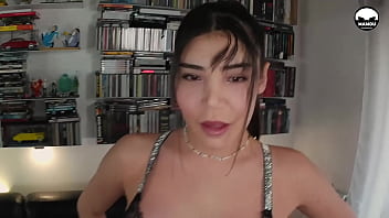 Mamou avec jade cve bande annonce épisode 2 5 je lèche sa chatte qui a un très bon goût