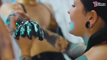 Goth wih big ass gets anal dominated in latex and fisted