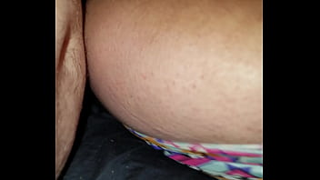 Cougar comes on fat dick