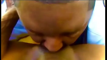 When is the buffet open