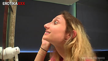 Sadira hotwife molhadinha erotikaxxx cenas dos bastidores